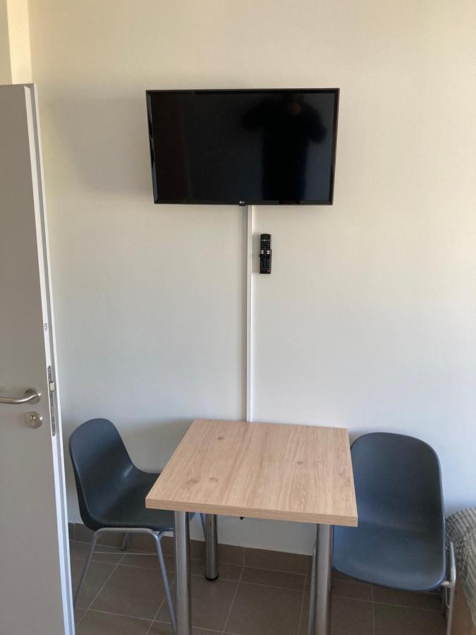Hostel Przy Stadionie Jaworzno Buitenkant foto